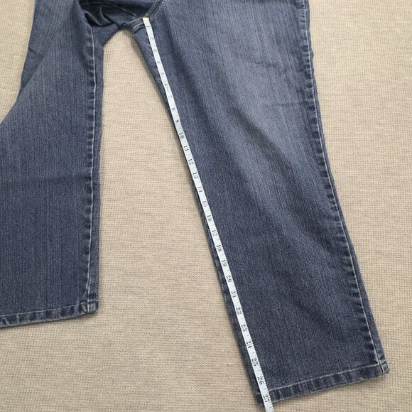 Gloria Vanderbilt Womens Amanda Jeans Size 18 Short Straight Leg Denim Blue - Picture 12 of 15